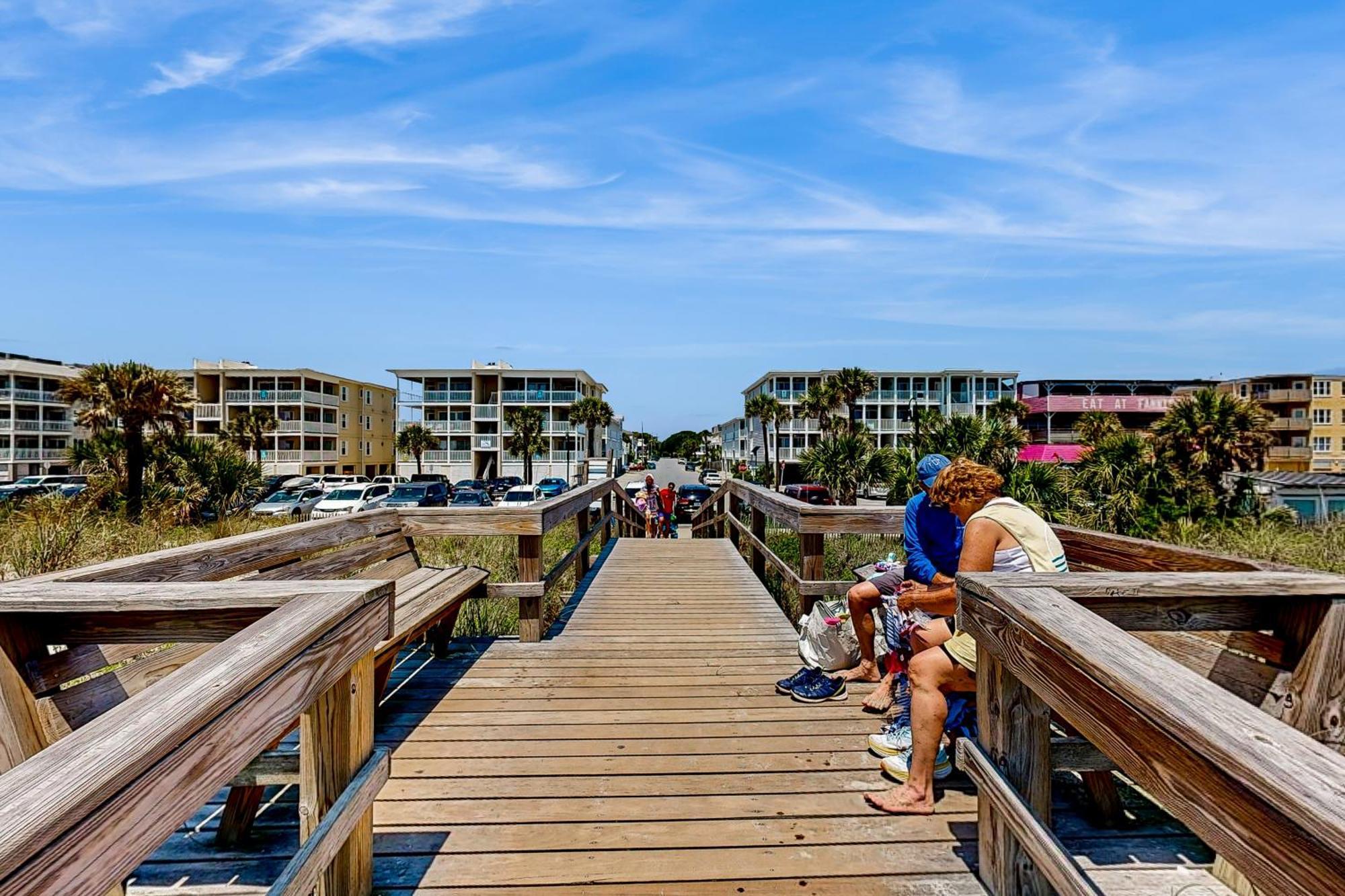 Sunrise Surf Apartment Tybee Island Exterior photo